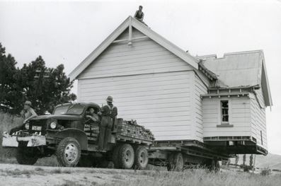 Cambrians School on the move to Becks, 1958